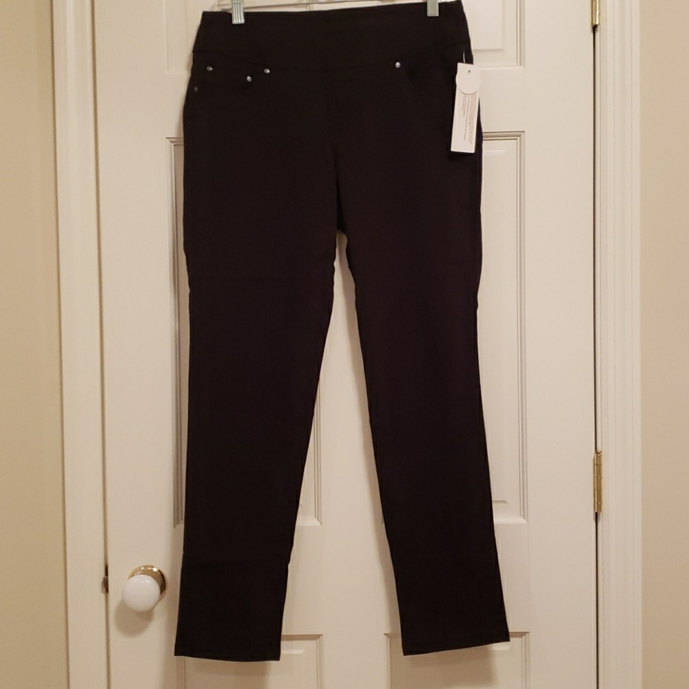 Jag Jean's Estelle Black Skinny Jeans.  NWT